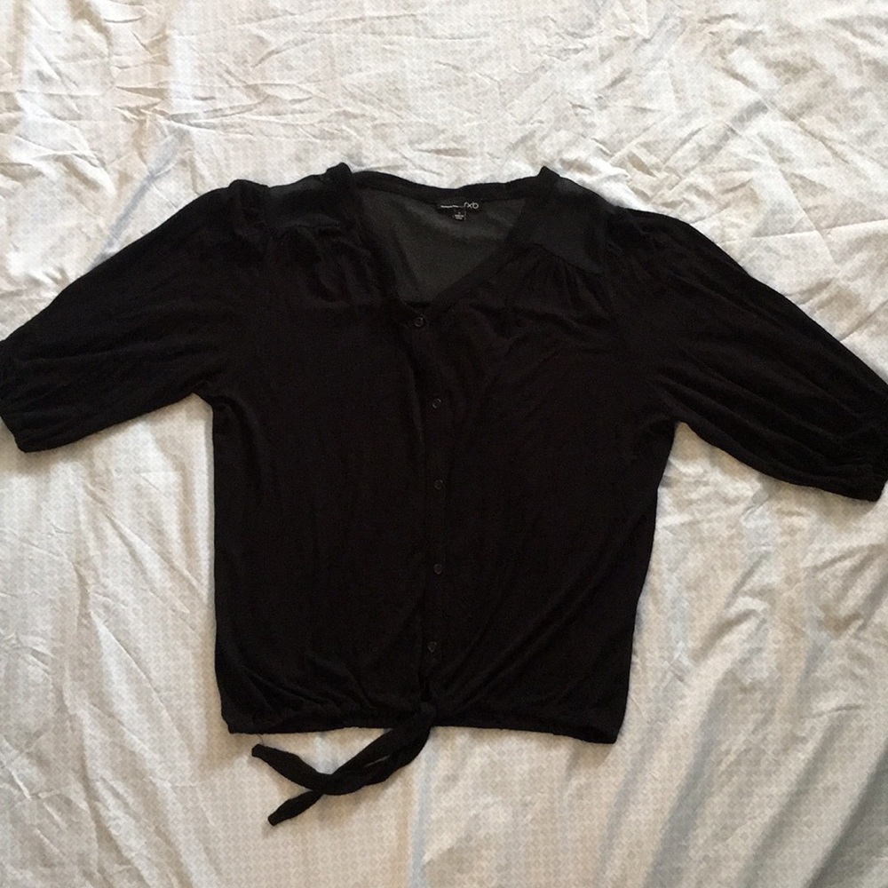 RXB—Button up, 3/4 sleeve, cinched waist with tie